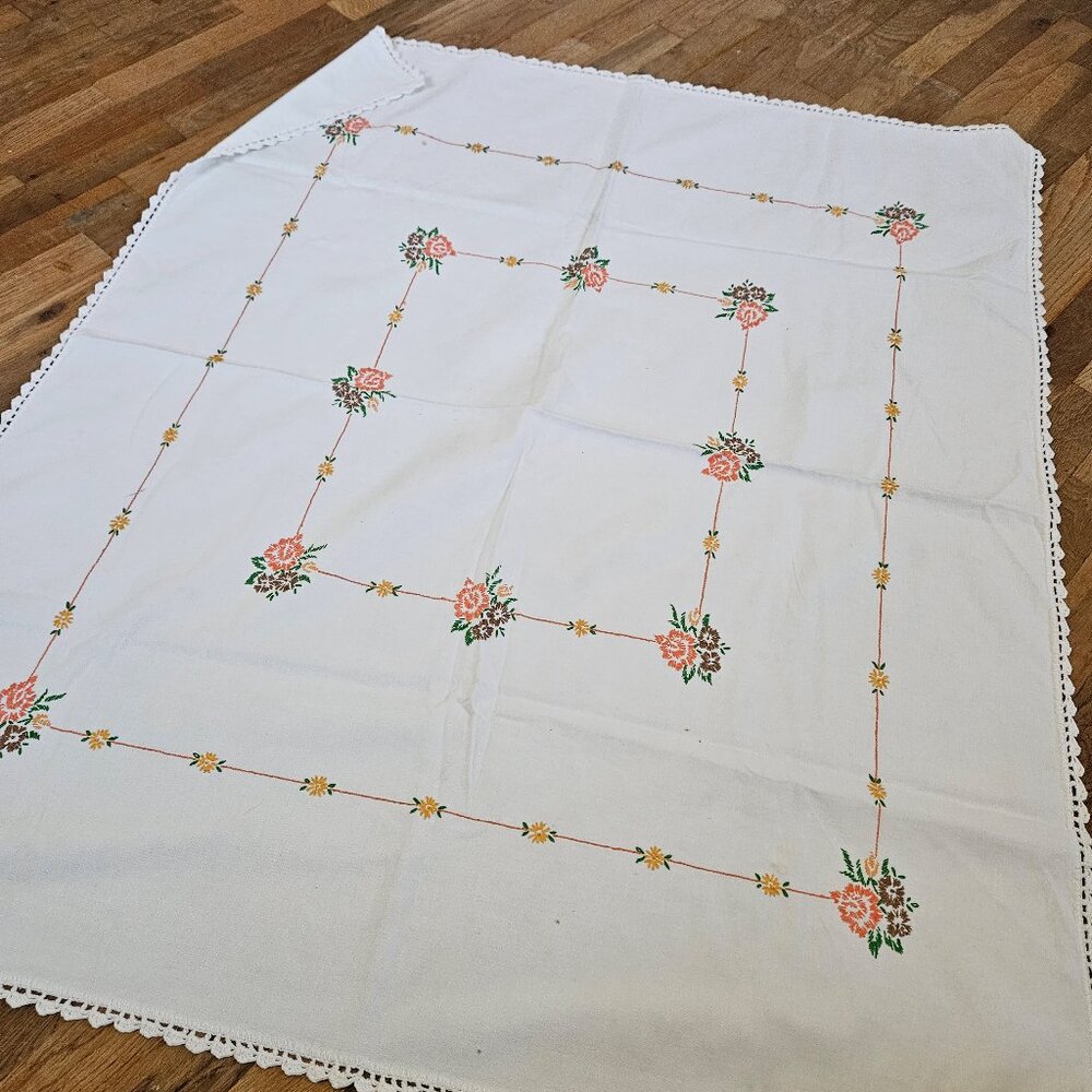 Vintage 1940s Handmade Embroidered Tablecloth Flowers Orange Yellow Crochet Edge